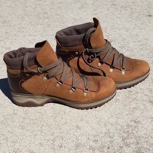 Merrell select grip hiking boots